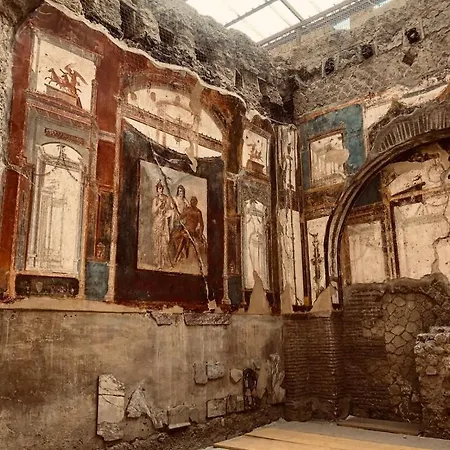 Valminuta 4* Ercolano